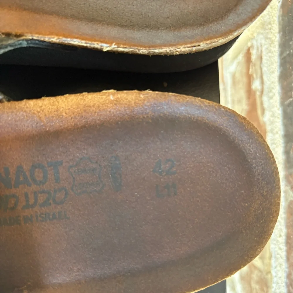 Naot Marissa Wedge Comfort Sandals Burnished Metallic Medallions Size EU 41